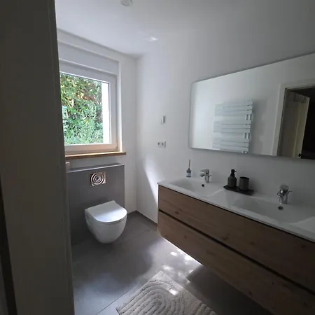 Apartment Ferienbungalow Mit 2 Schlafzimmern, Sauna & Whirlpool *