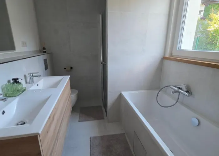 Ferienbungalow Mit 2 Schlafzimmern, Sauna & Whirlpool Apartman