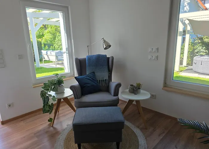 Apartman Ferienbungalow Mit 2 Schlafzimmern, Sauna & Whirlpool